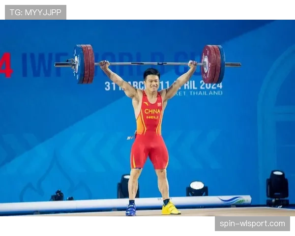 石智勇这训练强度，一天三练还啃鸡胸肉，真不怕把自己练没电了？